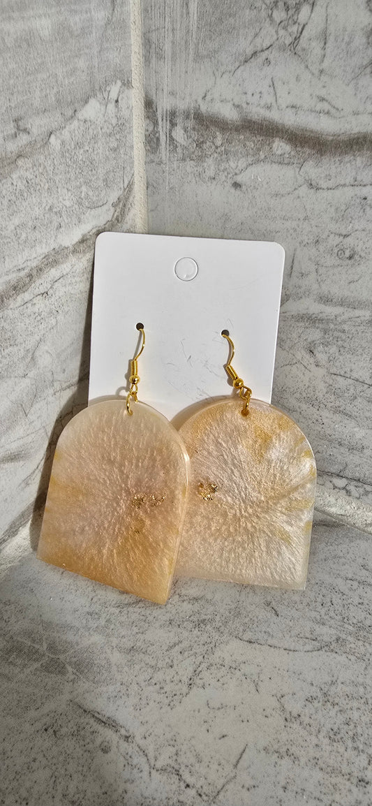 Pearl & Gold arch Earrings