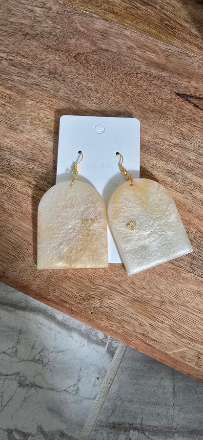 Pearl & Gold arch Earrings